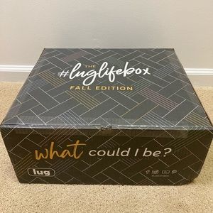 NWT Fall Mystery Lug Life Box in Black
